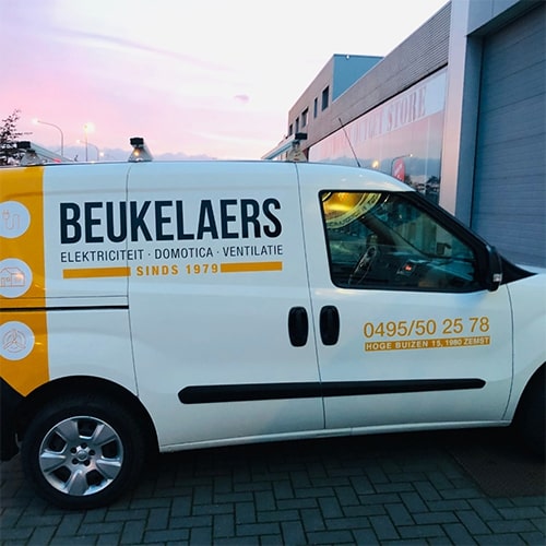Belettering-printing-C-Bright-Beukelaers bedrijfswagen